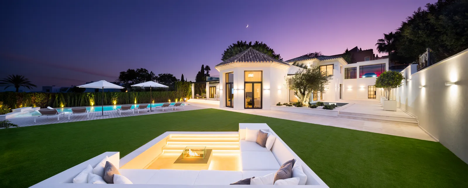 The epitome of luxurious Mediterranean Villa in Marbella — 1
