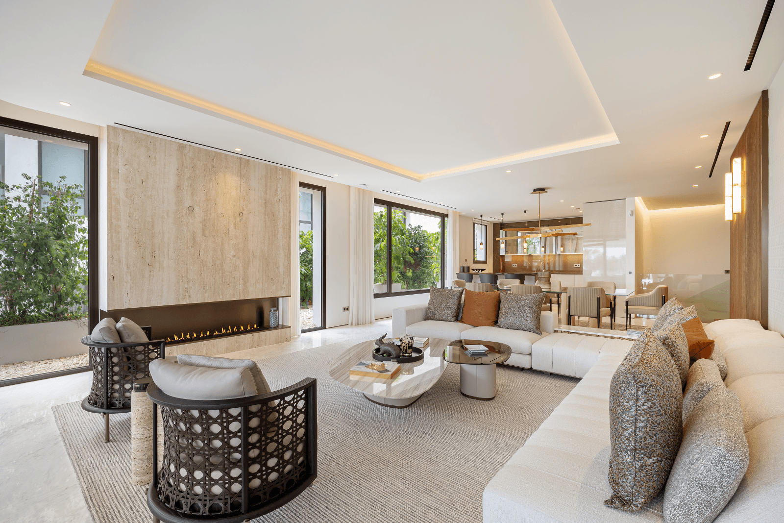 Duplex Ground Floor Apartment Featuring FENDI-Designed In Golden Mile. — 1