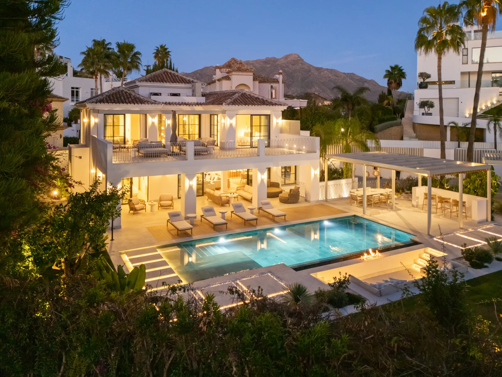 Villa Mediterránea Moderna en La Quinta Benahavis — 1